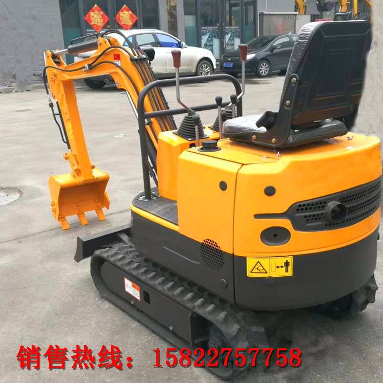 供应胶轮旋转轮式小型挖掘机新振机械生产工程机械