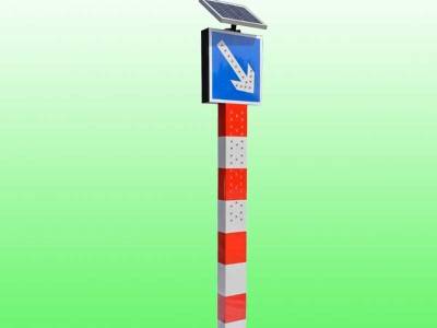 道口标太阳能人行横道警示柱 led交通标志牌生产厂家图2