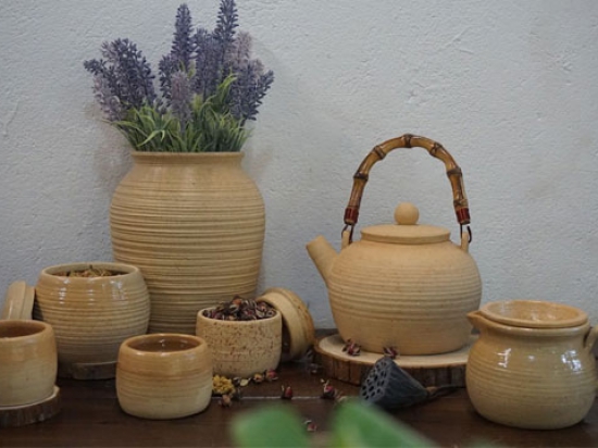 土生物手工陶艺作坊