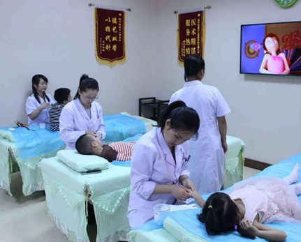 汉和小儿推拿图4