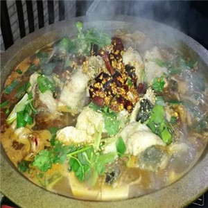 传奇特色石锅鱼图3