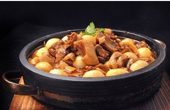 红照壁川菜酒楼图2