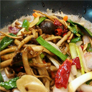 耶丽亚新疆风味餐厅图4