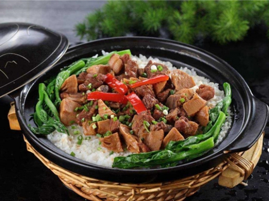 饭跑跑特色煲仔饭图4