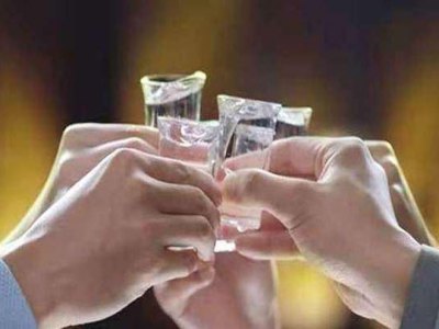 小村外白酒图3
