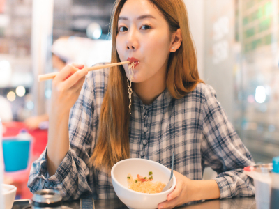 嘬螺螺蛳粉