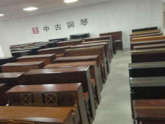 中古琴行
