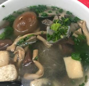 小潘记鸭血粉丝汤