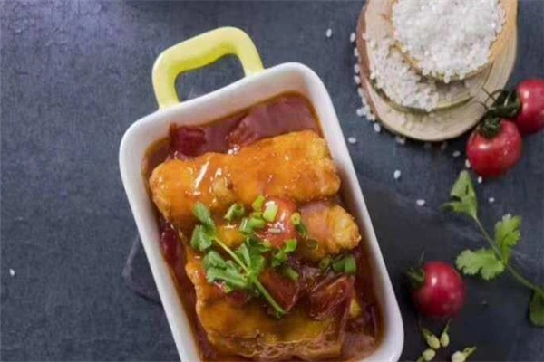 鲁创烤鱼拌饭