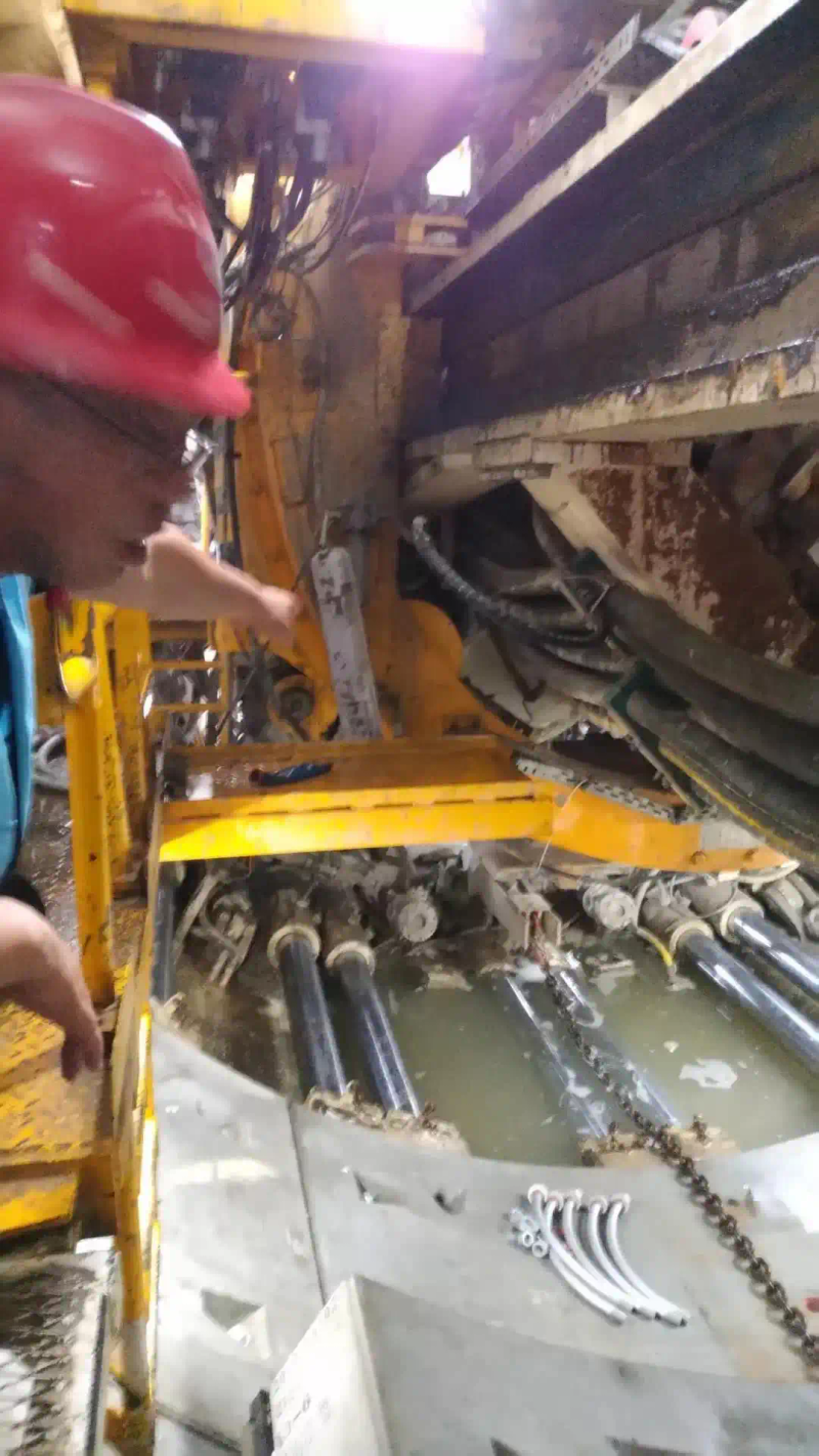 液压凿岩机工作原理图解