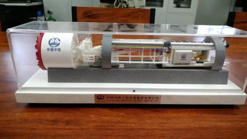 液压凿岩机工作原理图解