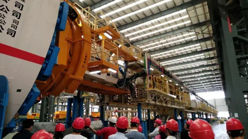 液压凿岩机工作原理图解