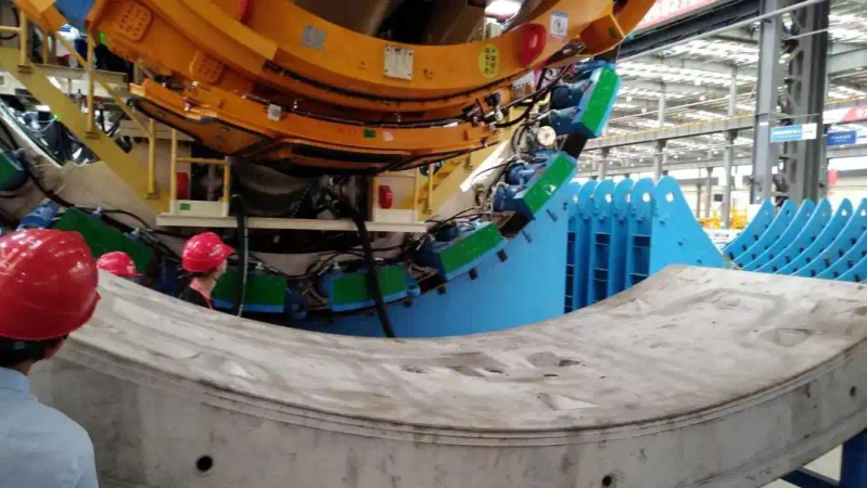 液压凿岩机工作原理图解