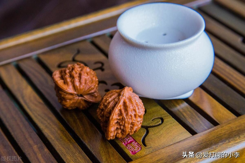 文玩核桃树苗种植方法