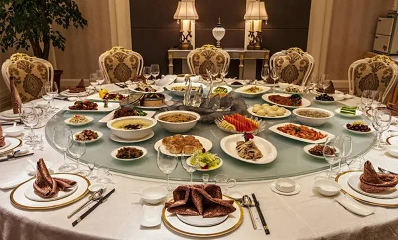 职场吃饭礼仪常识