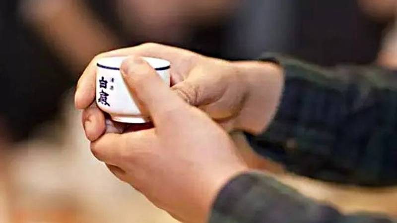 职场吃饭礼仪常识