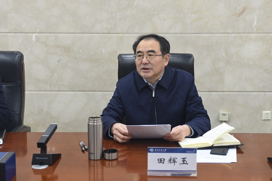 青年知识分子座谈会