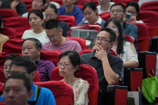 学习知识和创造知识 朱邦芬 清华大学
