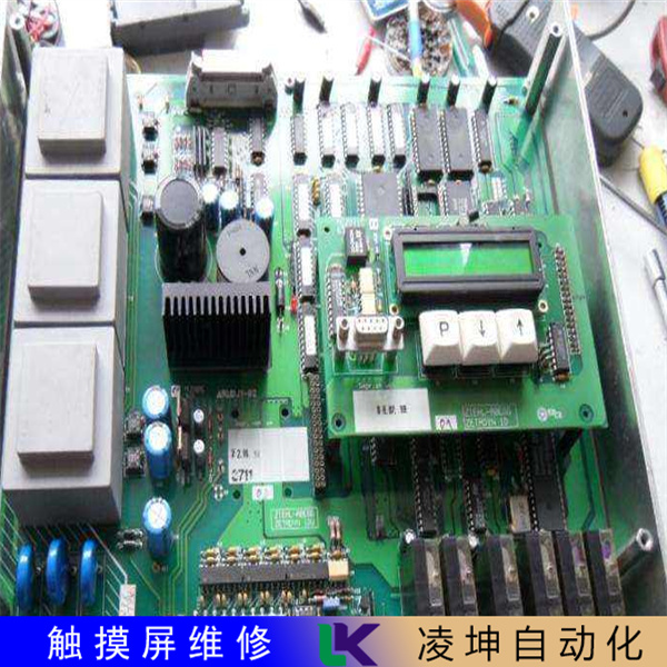 显卡花屏维修教程吹风