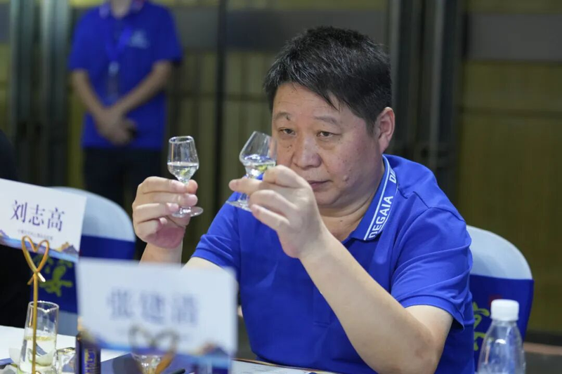 神农架富锶水500ml售价