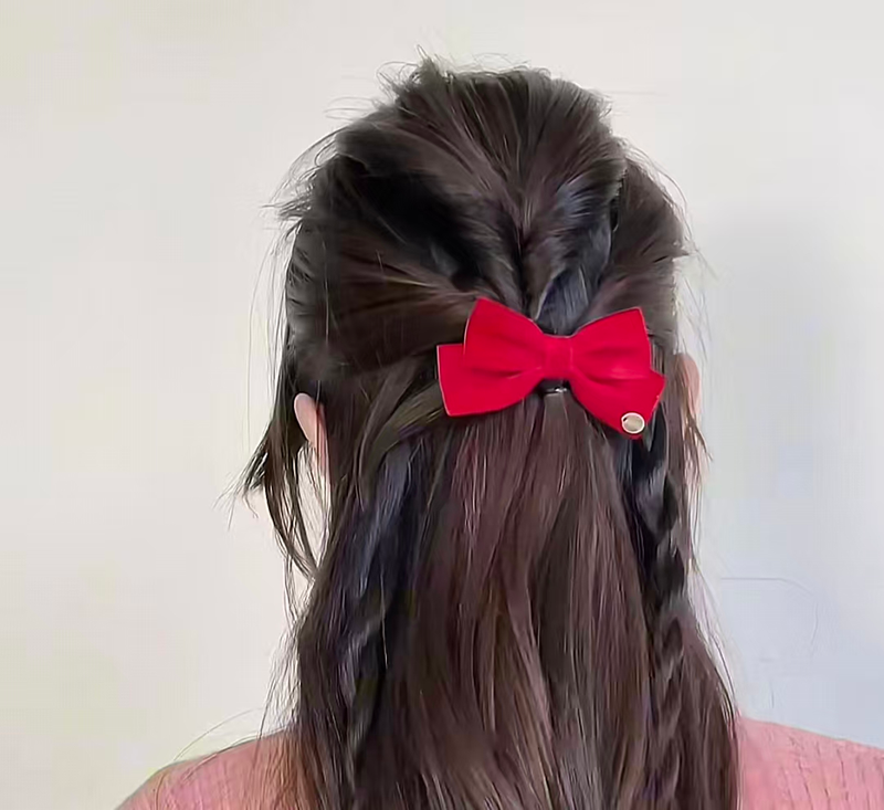 Girls' hairstyle steps are well developed