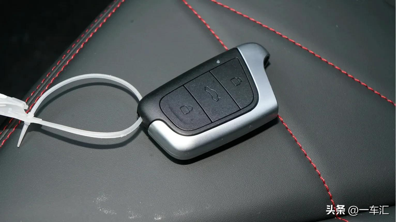 五菱宏光2026款报价及图片