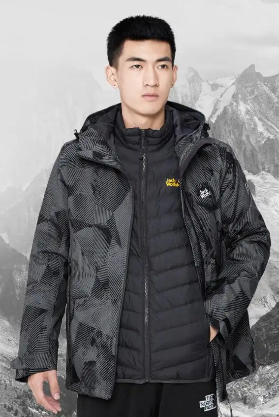 The wolf's claws are the most popular