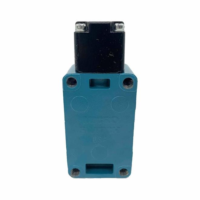 限位开关的工作原理