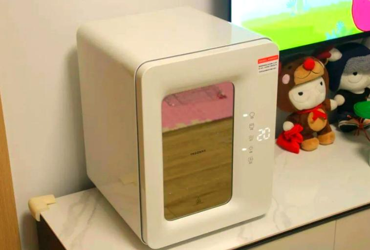 毛巾消毒柜工作原理