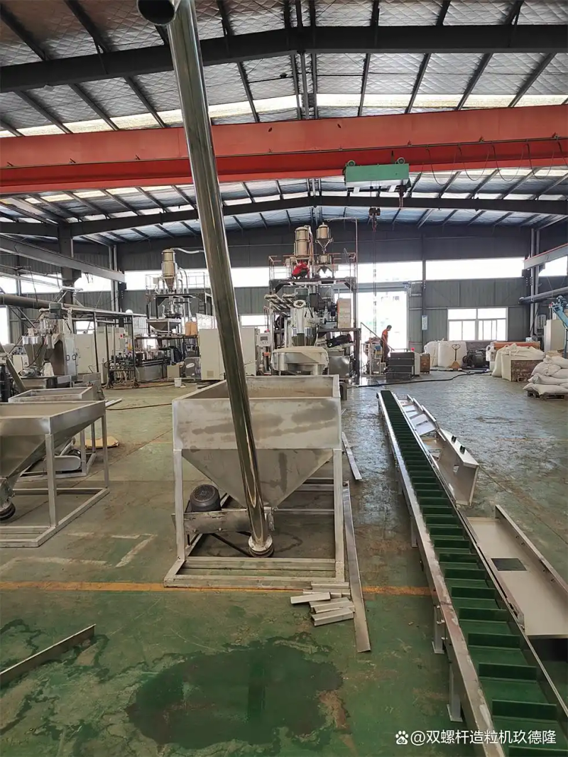 The melting machine for the double-heavy squeezer