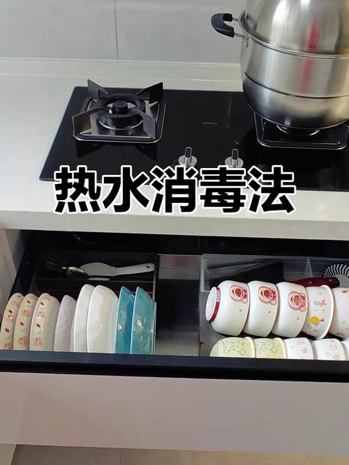 毛巾消毒柜工作原理