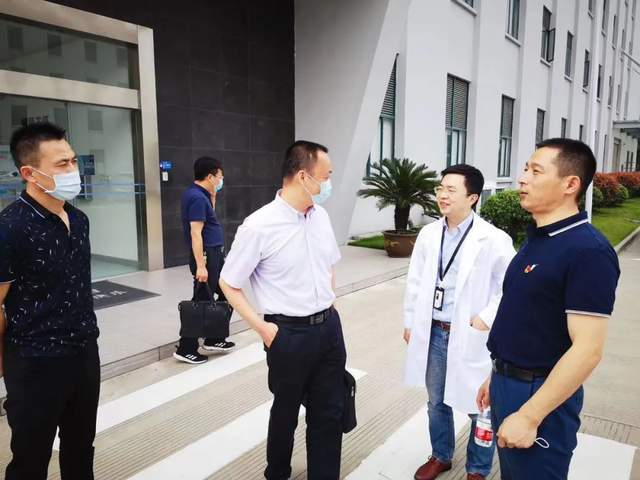 复旦商业知识女性能量，柔与韧的领导力^^^创业路，大学生该怎