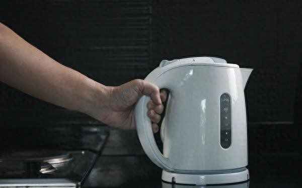 不锈钢电热水壶维修