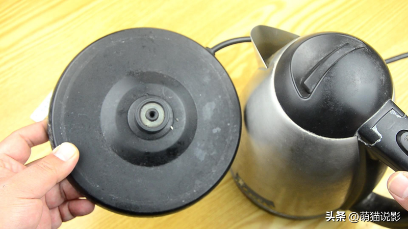 Maintenance of stainless steel electric hotpots