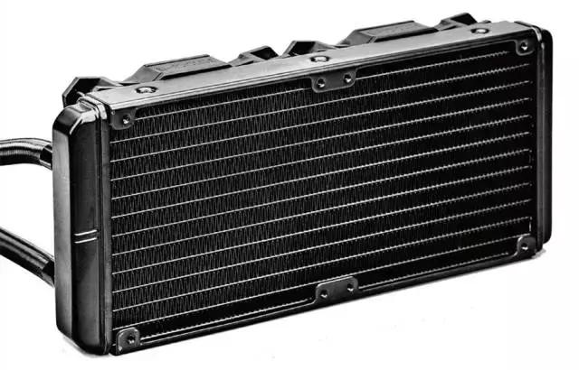 电脑水冷散热器构造