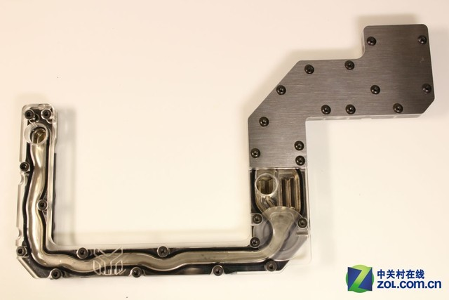 电脑水冷散热器构造