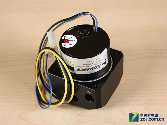 电脑水冷散热器构造