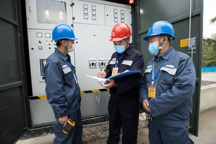 Electro-table maintenance convenience presentation