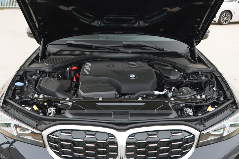 宝马3系维修保养