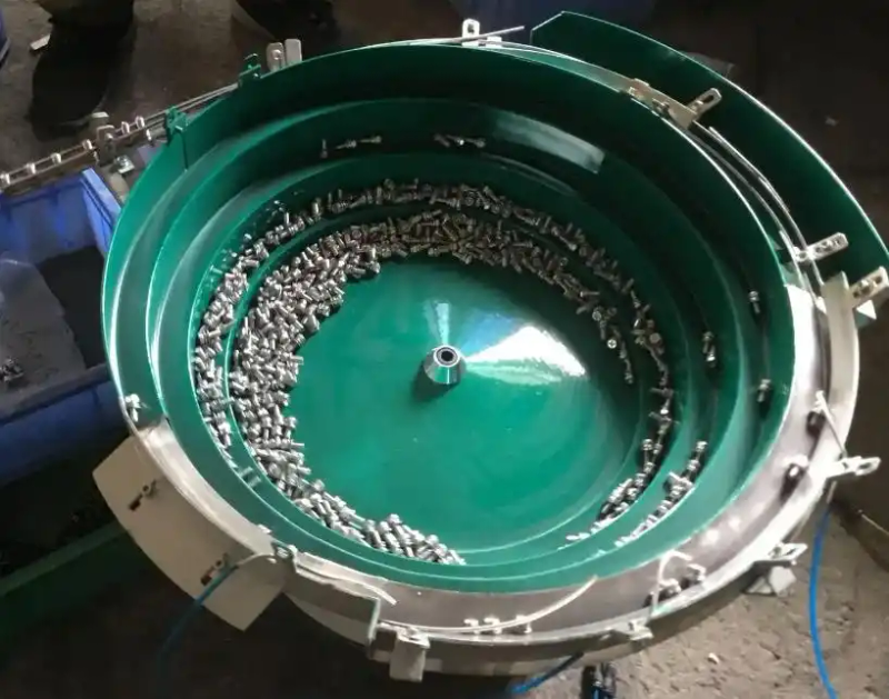 The principles of the vibration discharge body