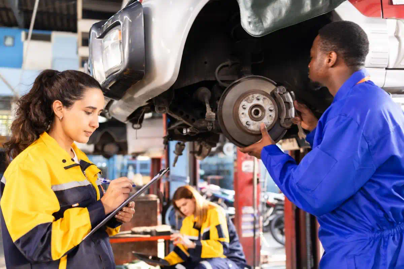 汽车车身维修技术专业