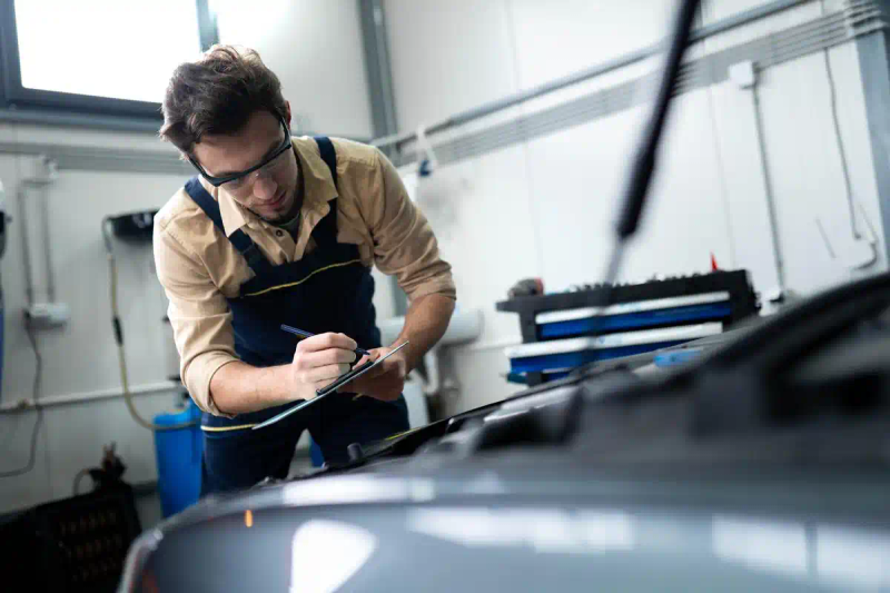 汽车车身维修技术专业