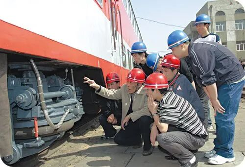 汽车车身维修技术专业