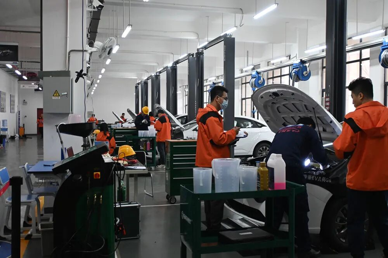 汽车车身维修技术专业