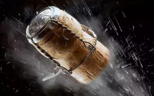 How to open a bottle of wine