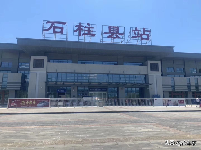 4万买辆二手的福克斯豪华运动版值吗？网友：老司机都爱手动挡