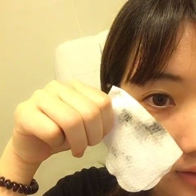 The mummies use the step