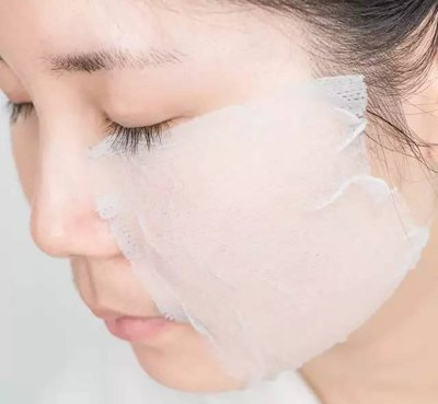 The mummies use the step