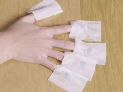 The mummies use the step