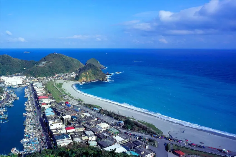 台湾地理位置特点